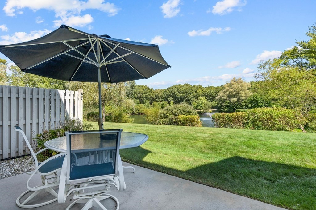 6 Willow Pond Dr Unit: 6