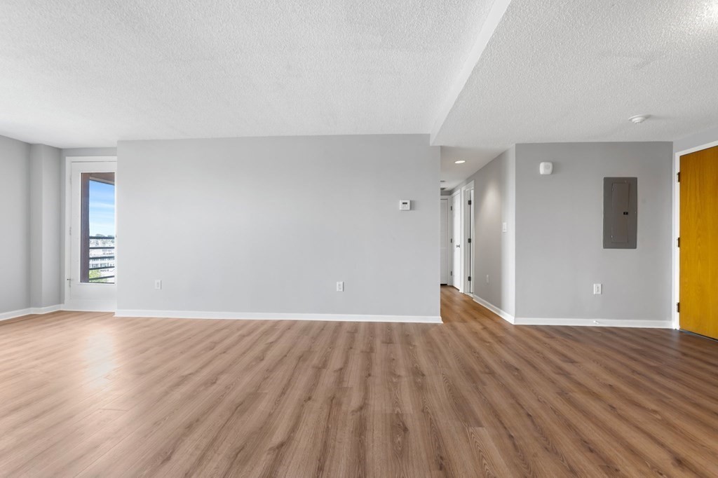 20 Rockland House Rd Unit: 402