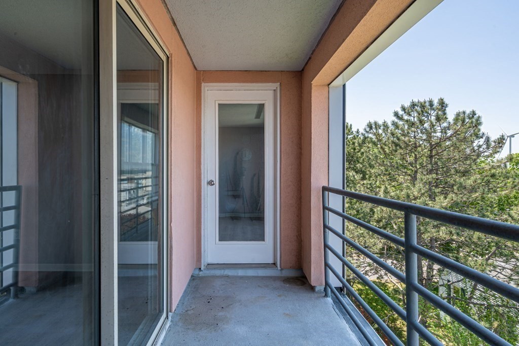 20 Rockland House Rd Unit: 402