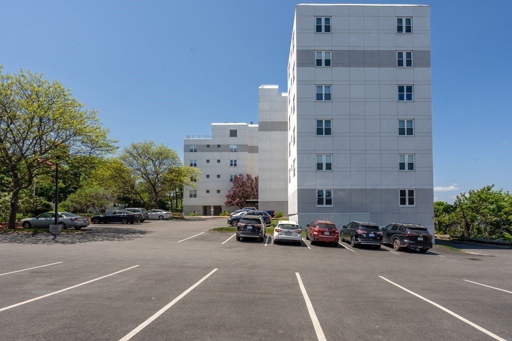 20 Rockland House Rd Unit: 402