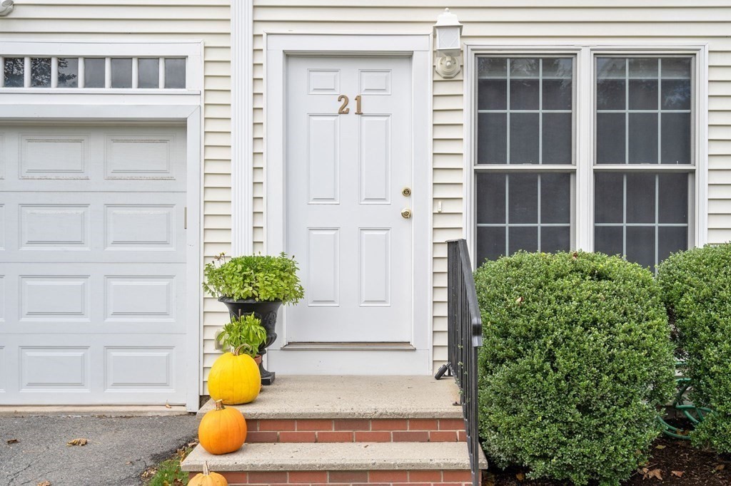 21 Maple Ave # 21
