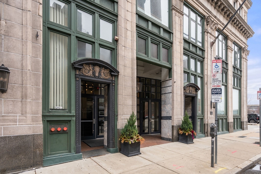 210 South Street # 5 Unit: 8-5