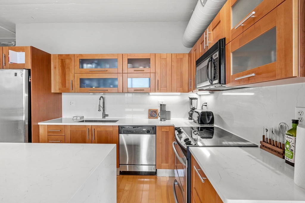 210 South Street # 5 Unit: 8-5