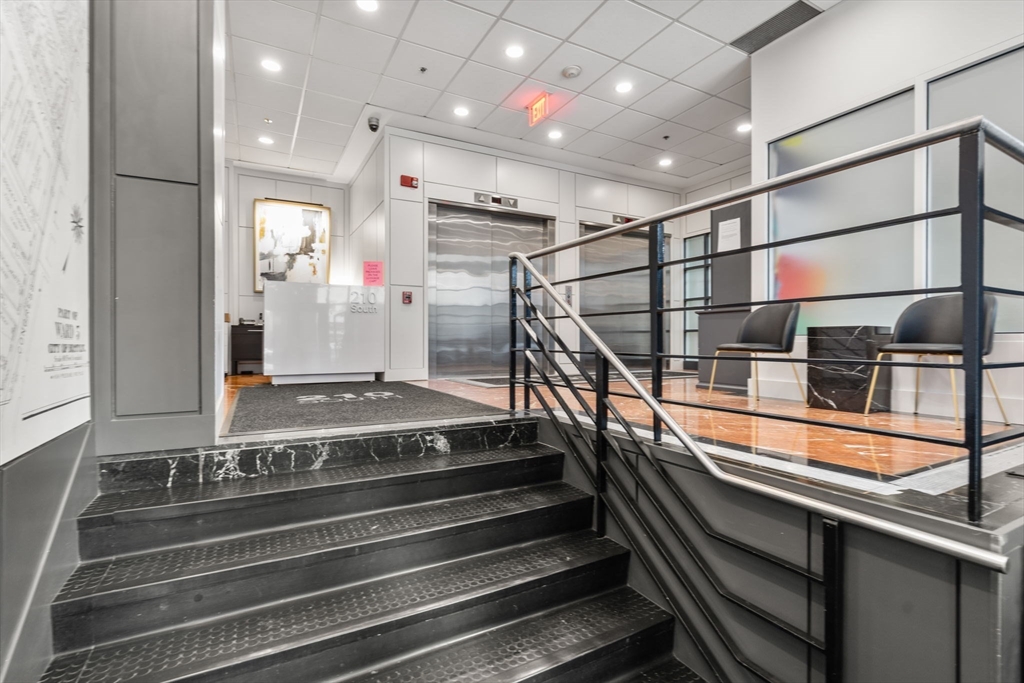 210 South Street # 5 Unit: 8-5