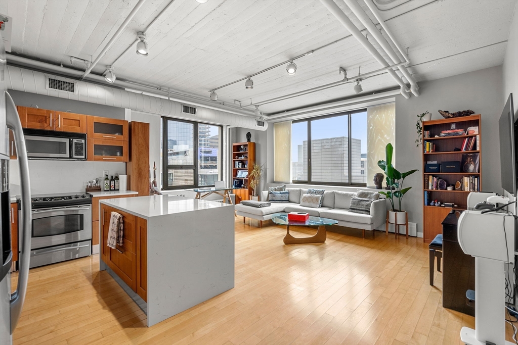 210 South Street # 5 Unit: 8-5