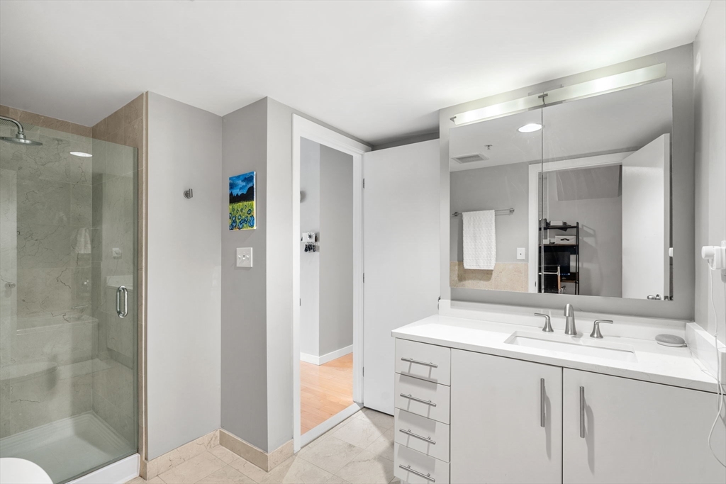 210 South Street # 5 Unit: 8-5