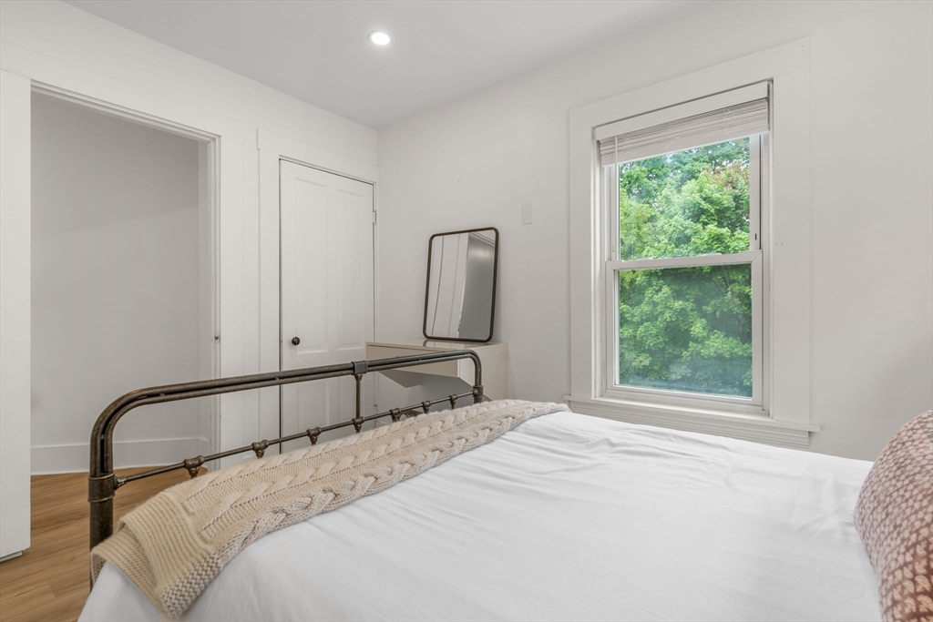 29 Sterling Street # 29