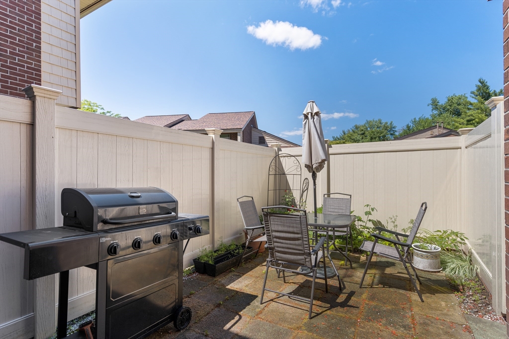 109 Greenbrook Dr # 109