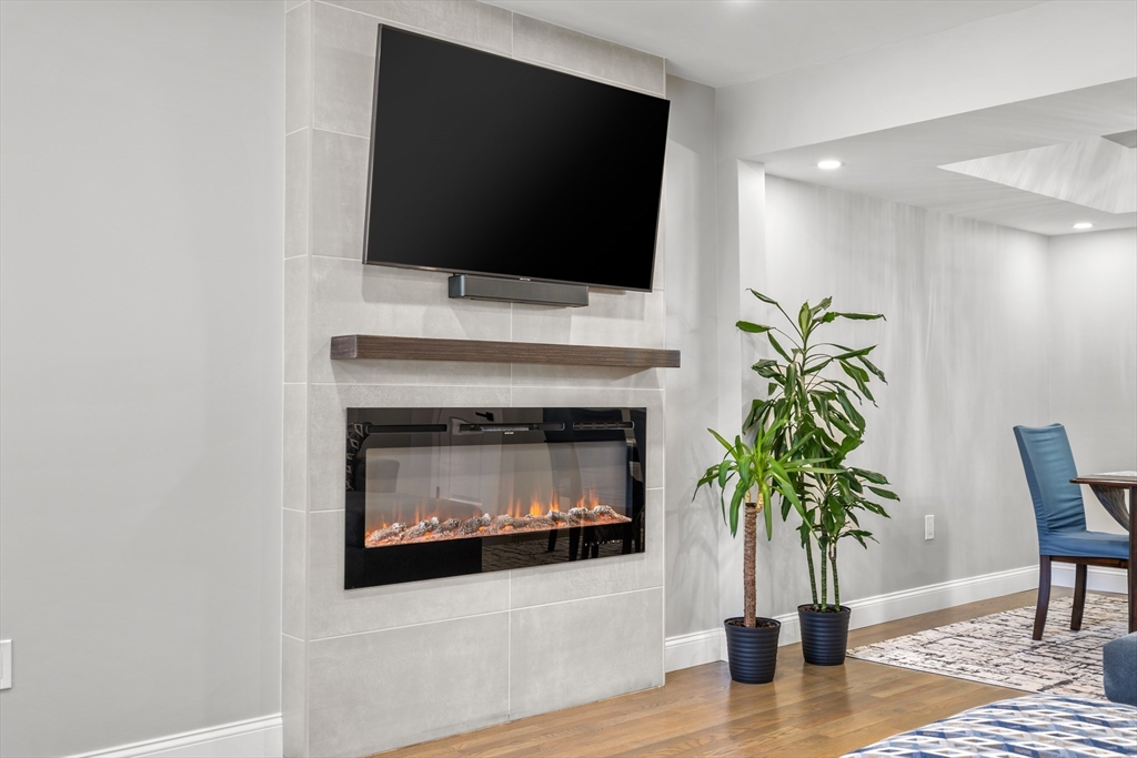 109 Greenbrook Dr # 109