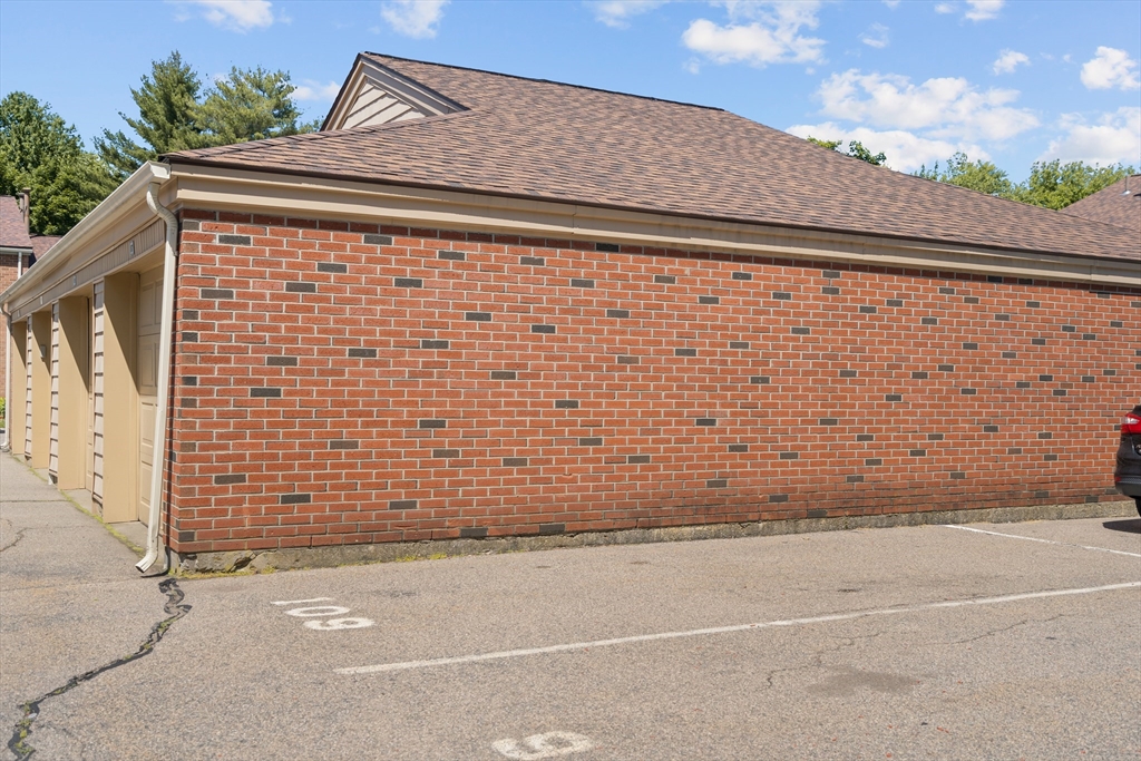 109 Greenbrook Dr # 109