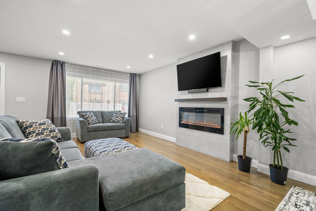 109 Greenbrook Dr # 109