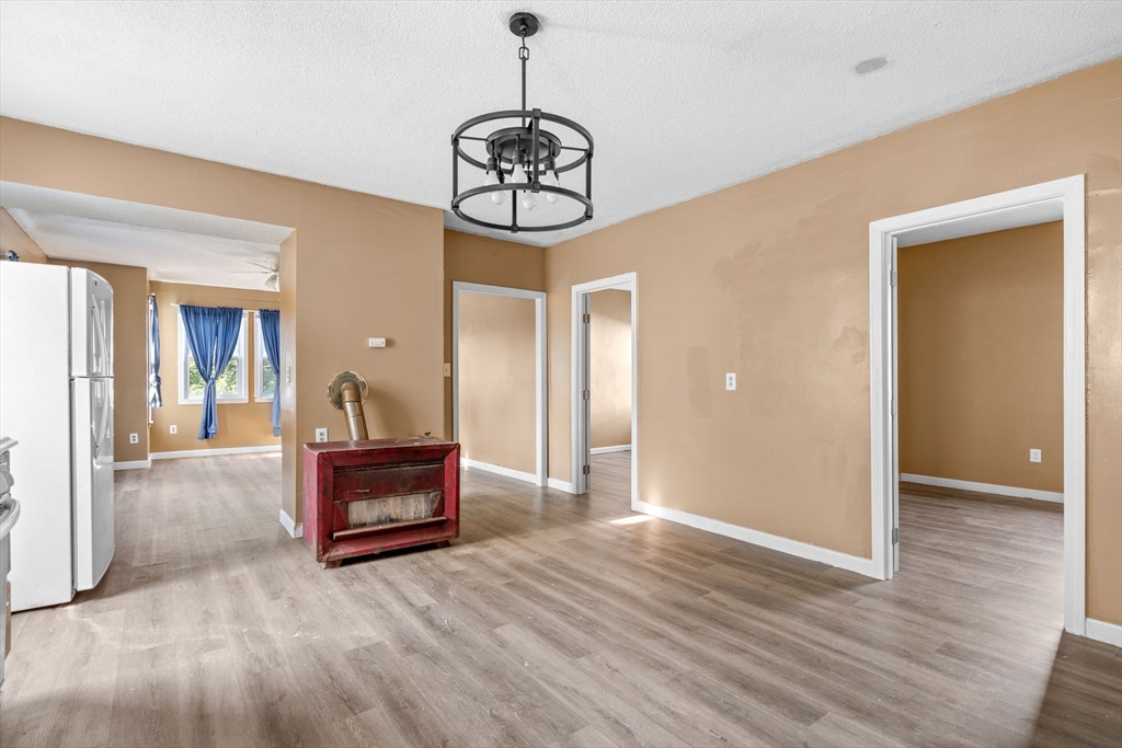 121 Austin St