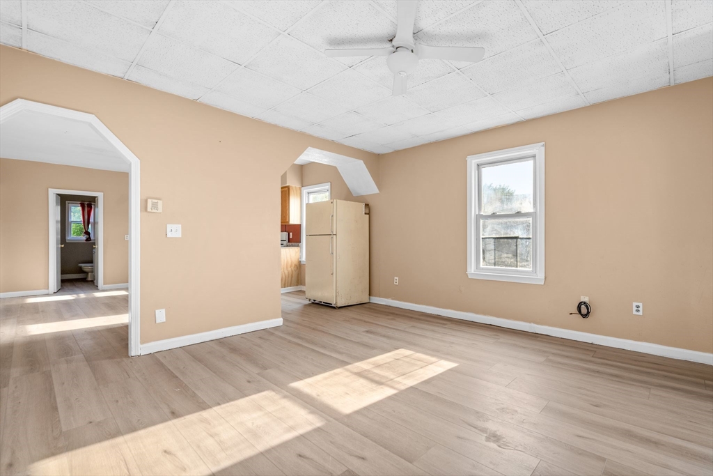121 Austin St