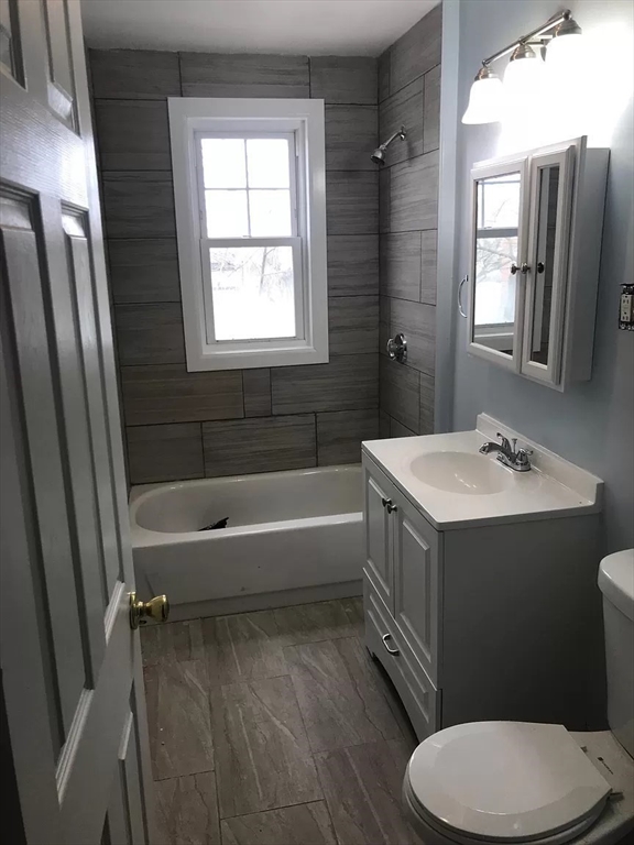 10 Houghton Street # 2