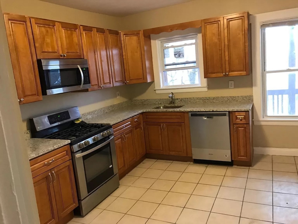 10 Houghton Street # 2