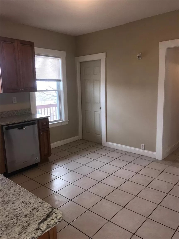 10 Houghton Street # 2