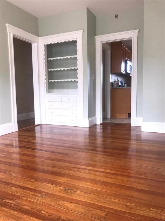 10 Houghton Street # 2