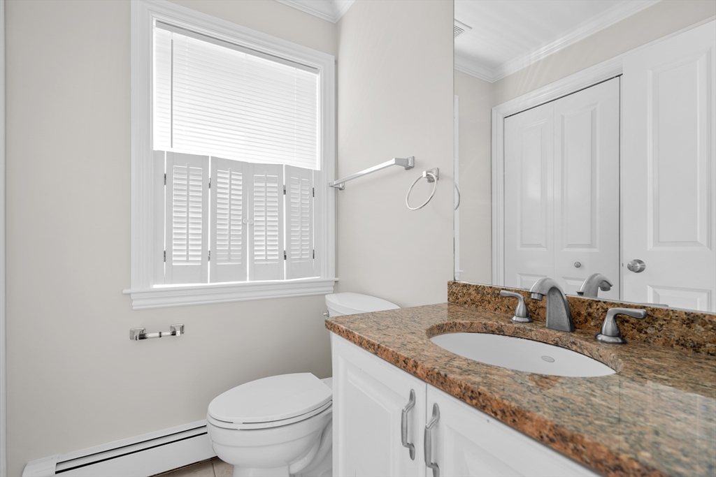 323 Commercial St # 1