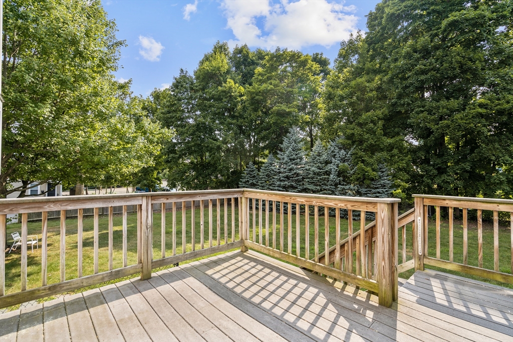 323 Commercial St # 1