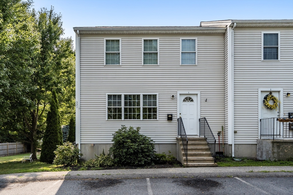 323 Commercial St # 1