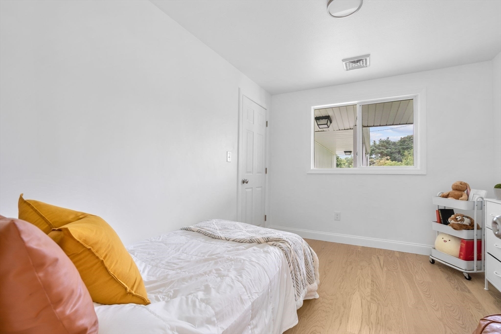 26 Hammond Ave