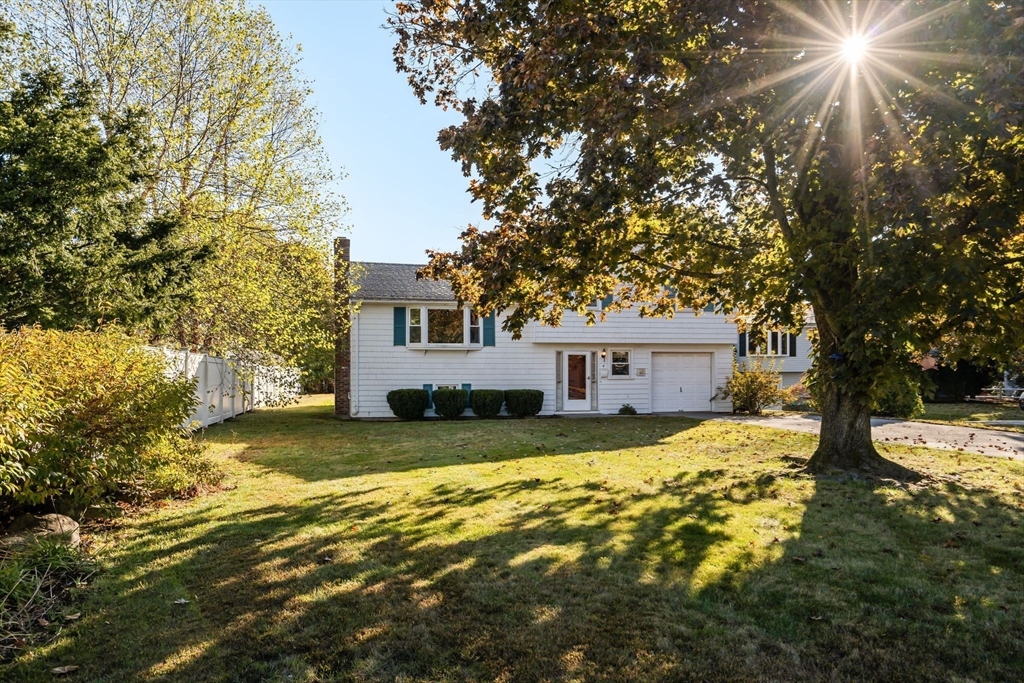 4 Dunham Rd