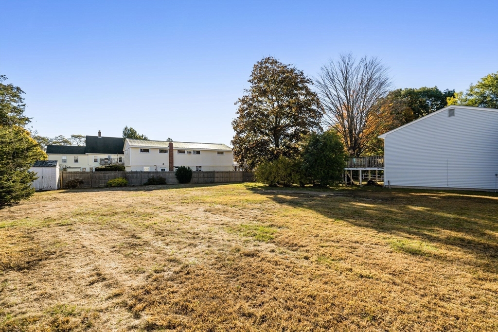 4 Dunham Rd