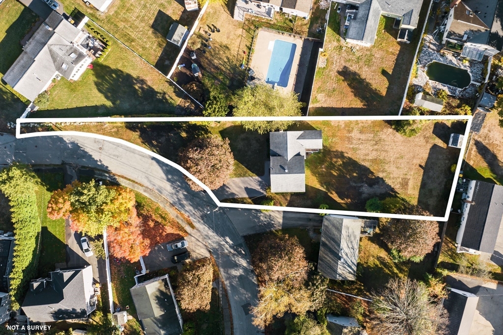 4 Dunham Rd