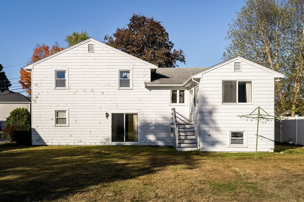 4 Dunham Rd