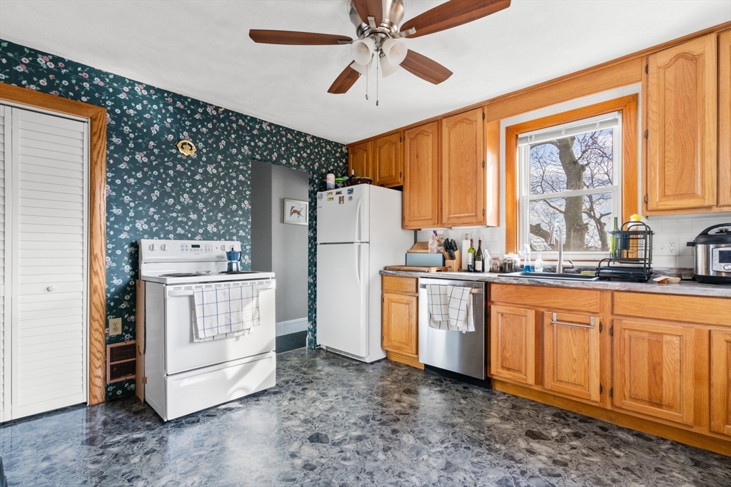 10 Ferguson Rd