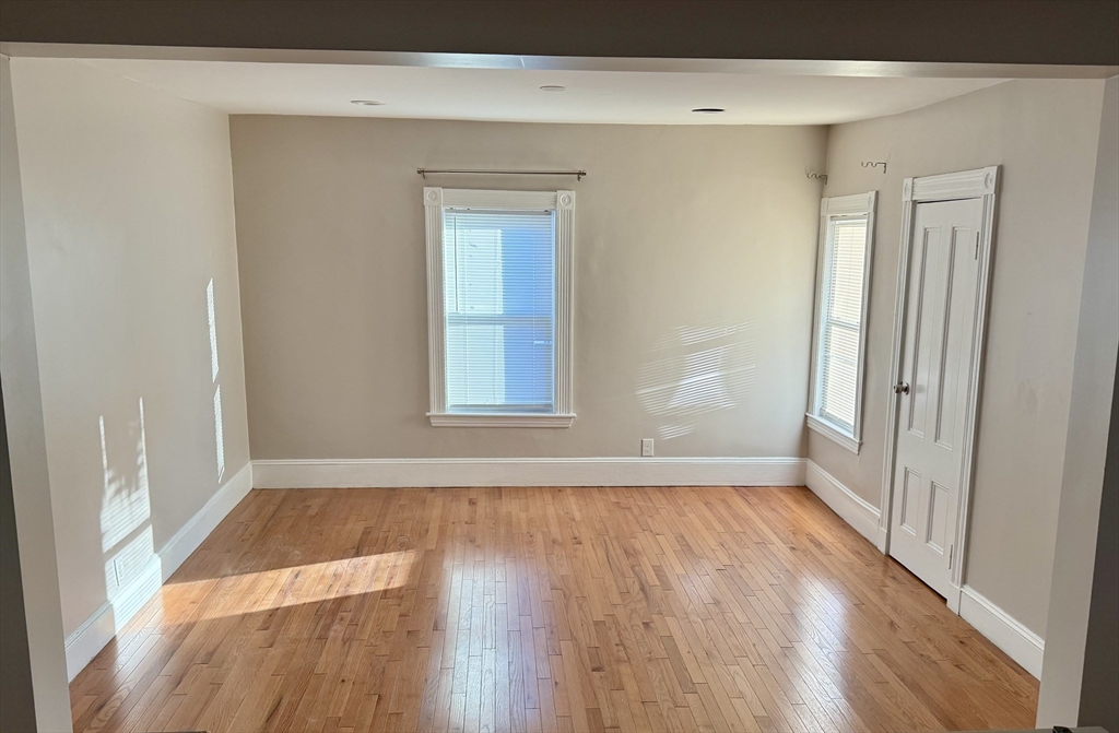 31 Pierce St # 2
