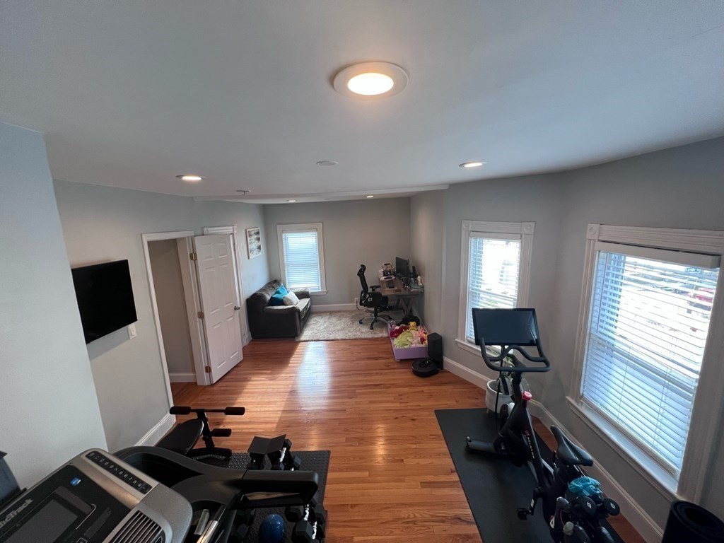 31 Pierce St # 2