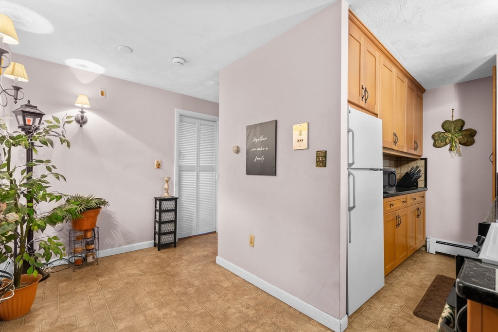 107 Walnut St # 1