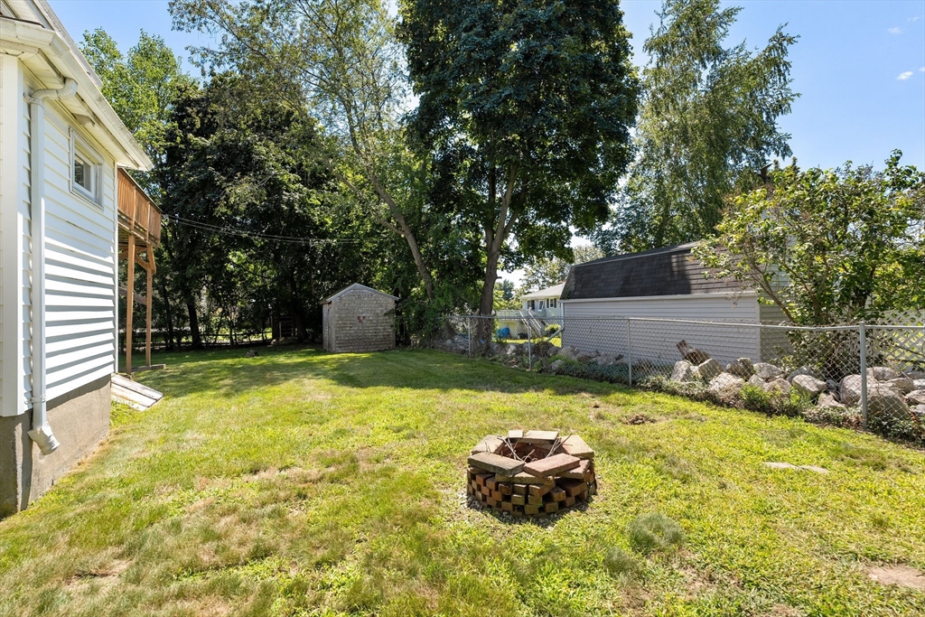 7 Carter Rd