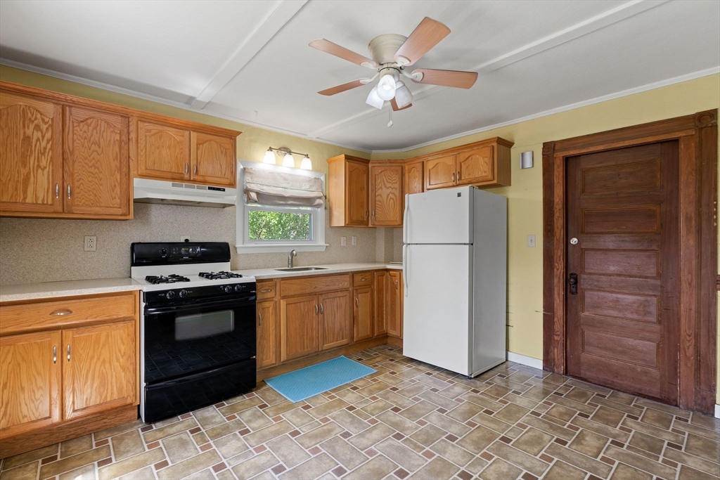 7 Carter Rd