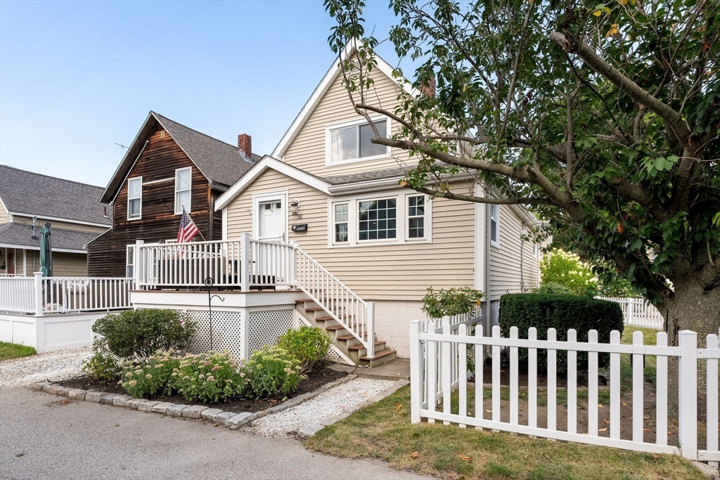 16 Caldwell St