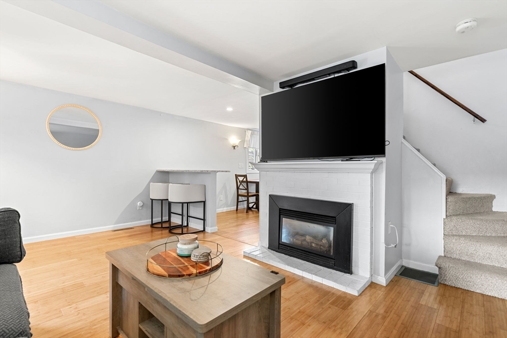 16 Caldwell St