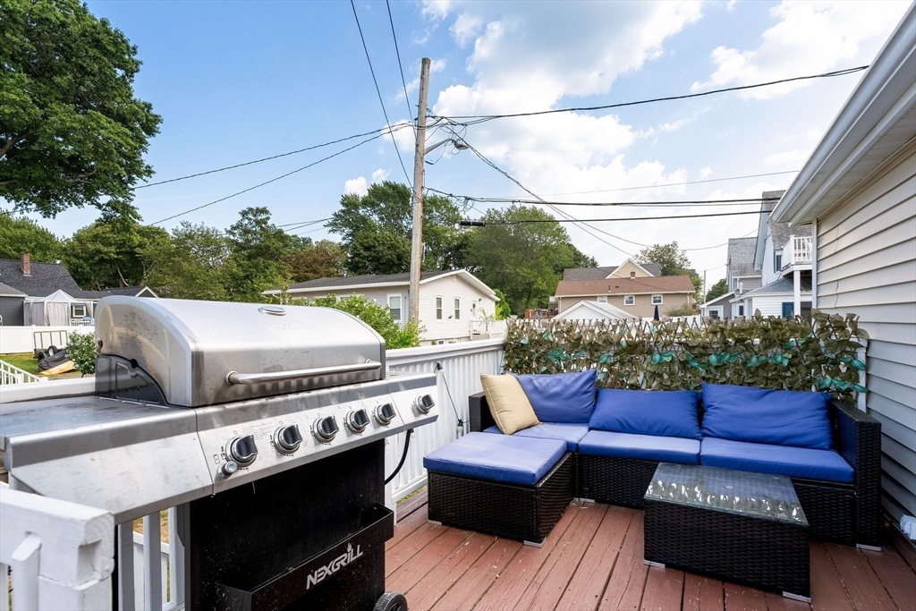 16 Caldwell St