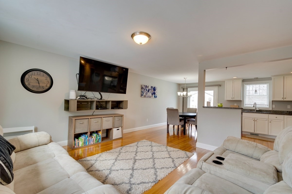 120 King St