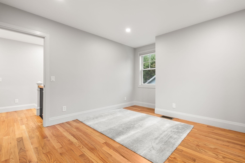 114 Broad St # D