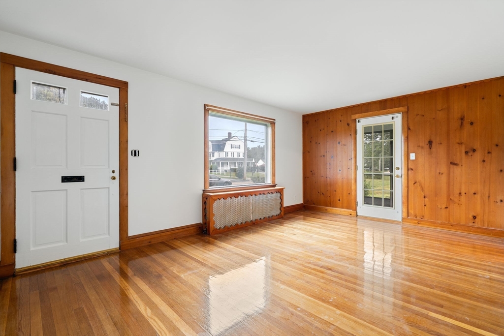 41 Oak St