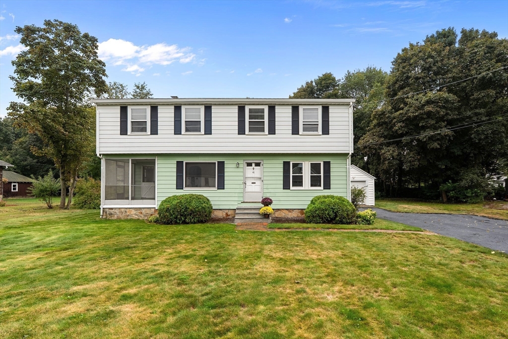 41 Oak St