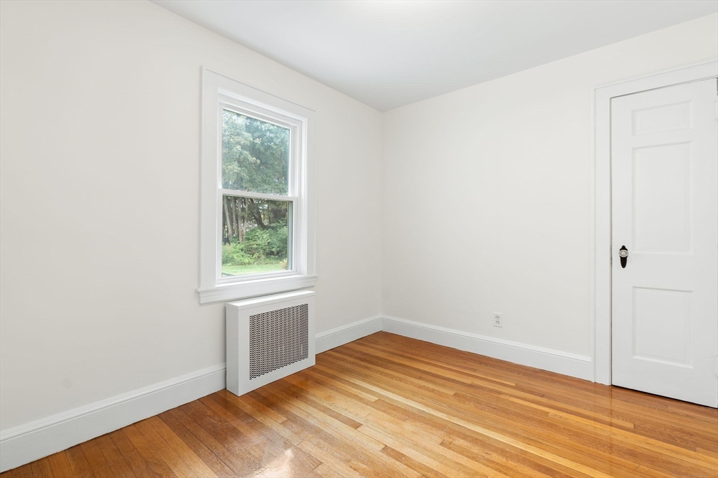 41 Oak St