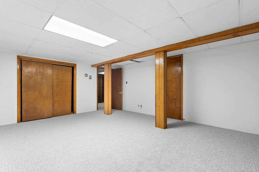 41 Oak St
