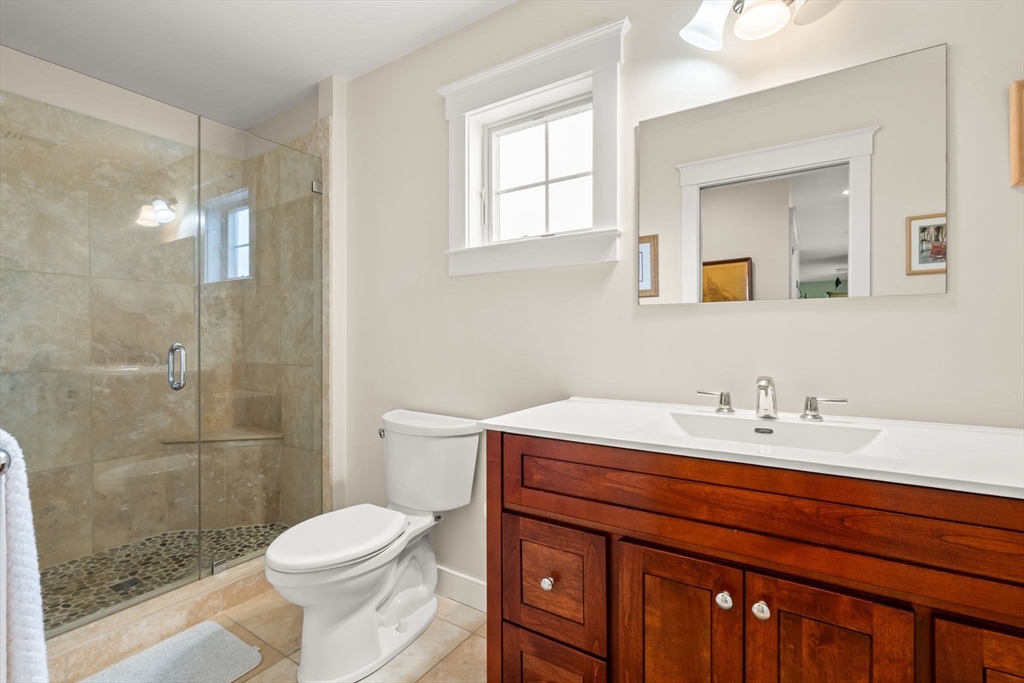 33 Oceanside Dr