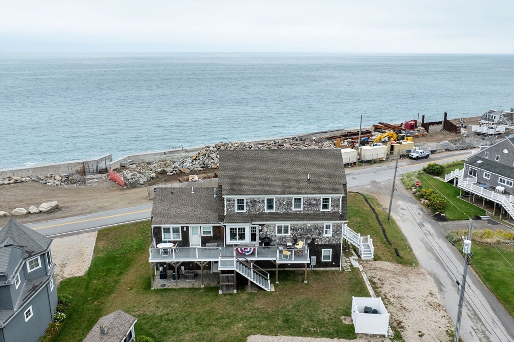 33 Oceanside Dr