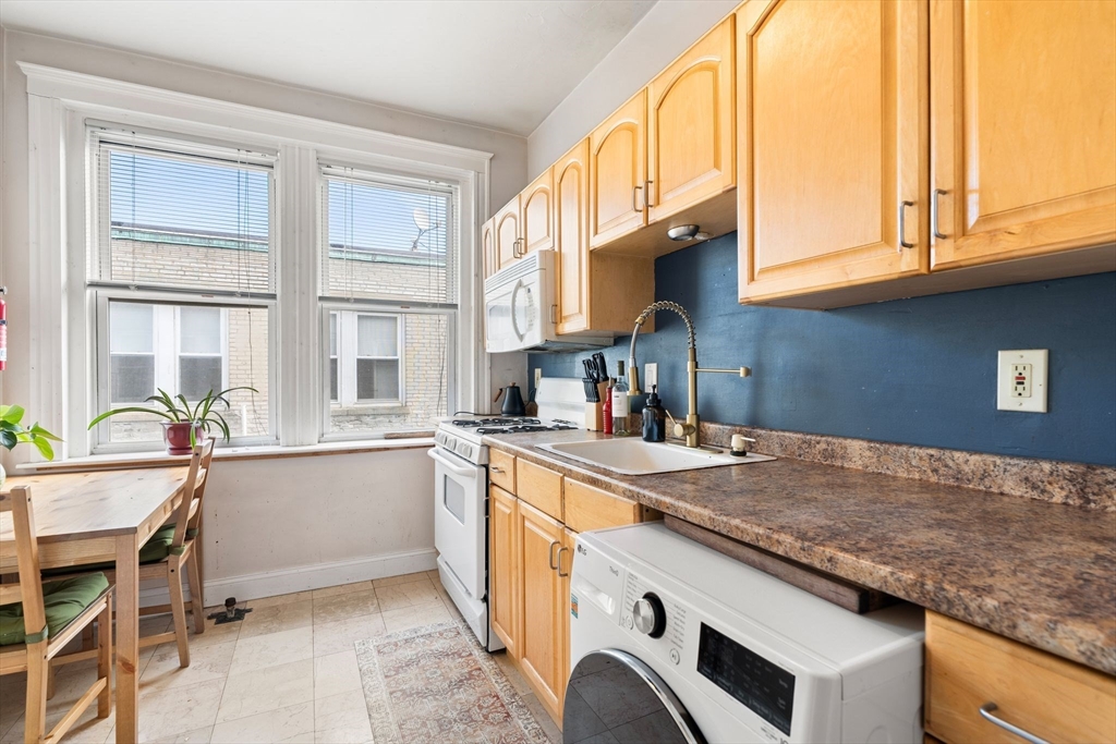 1691 Commonwealth Ave # 31