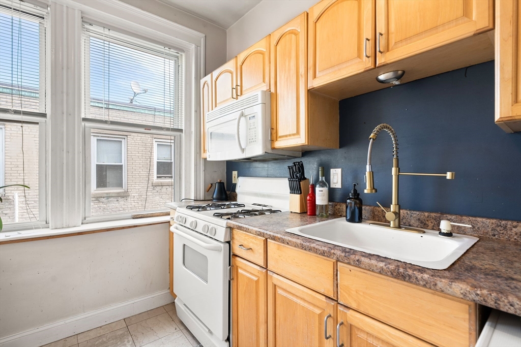1691 Commonwealth Ave # 31