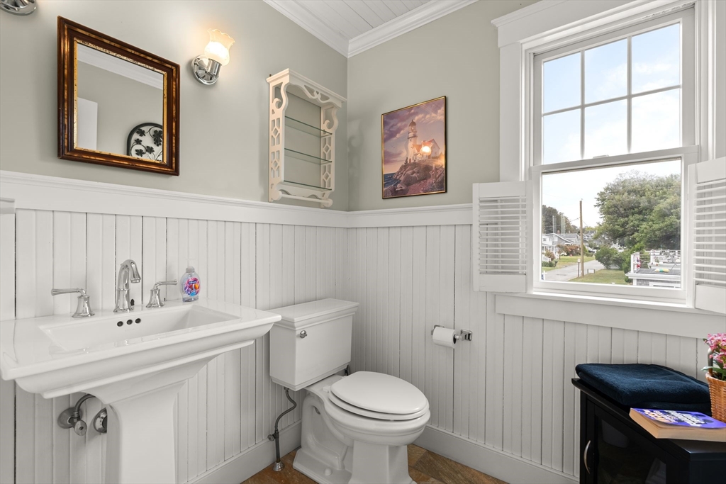 33 Ocean Side Dr., Scituate