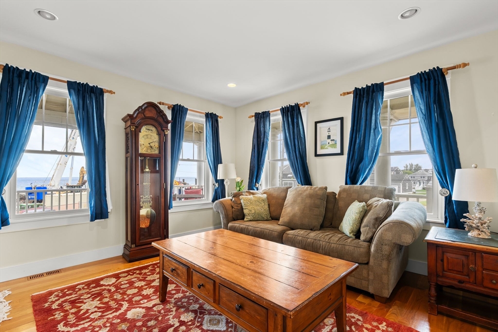 33 Ocean Side Dr., Scituate